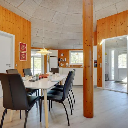 Mariette - 3-1km From The Sea By Interhome Hébergement de vacances Bolilmark